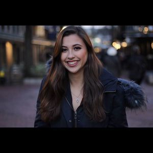 Meet your Posher, Hannah